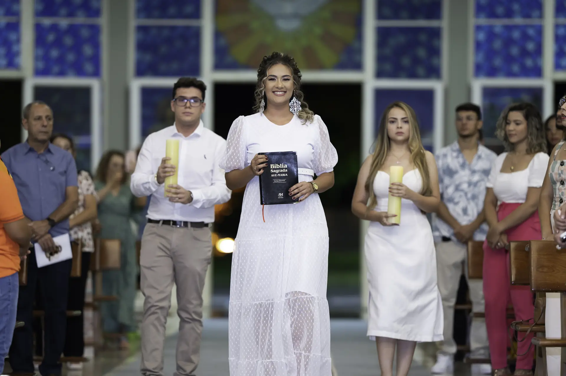 Formandos na missa de formatura.